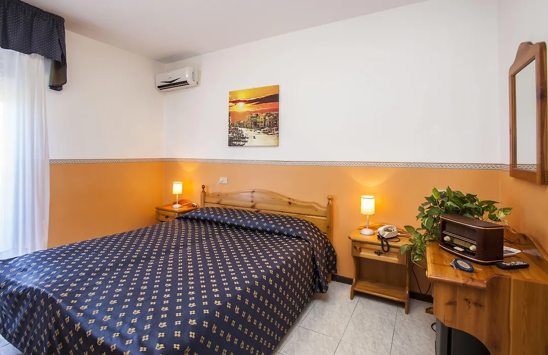 Hotel Danubio-1